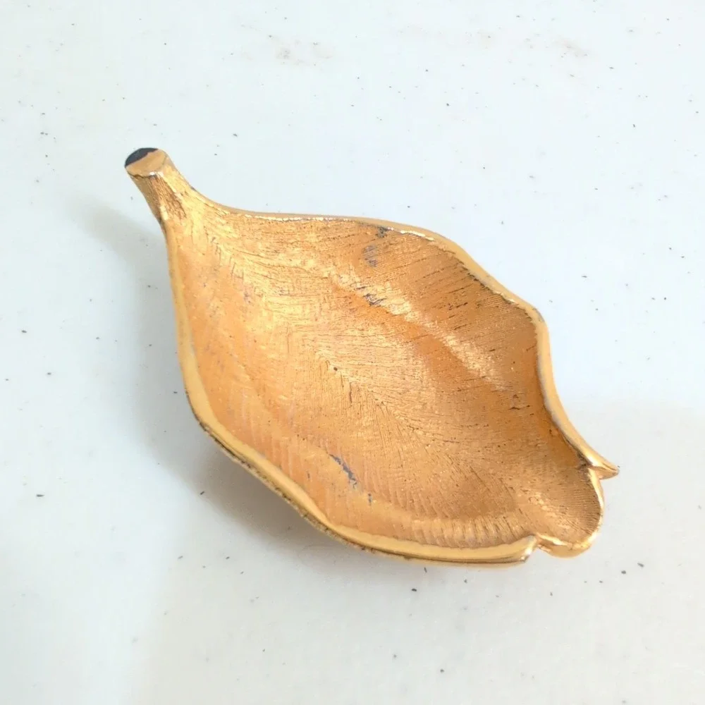 Vintage Monet Gold Plated TANCRAFT Leaf Shaped Trinket Dish‎ Jewelry Tray Dining